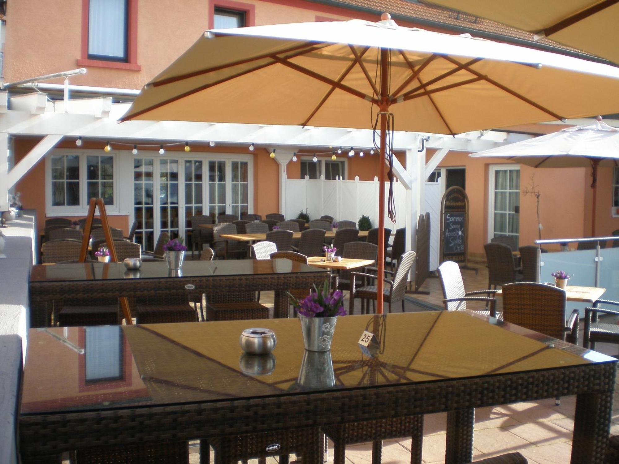 Hotel Restaurant Reichsadler Бухен Екстер'єр фото